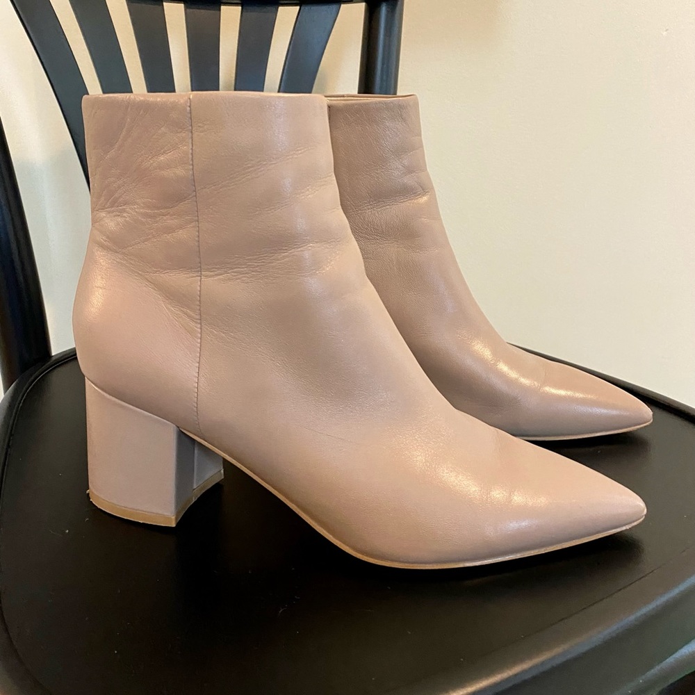 Marc Fisher Nude Leather Ankle Boots Women’s Size 7
